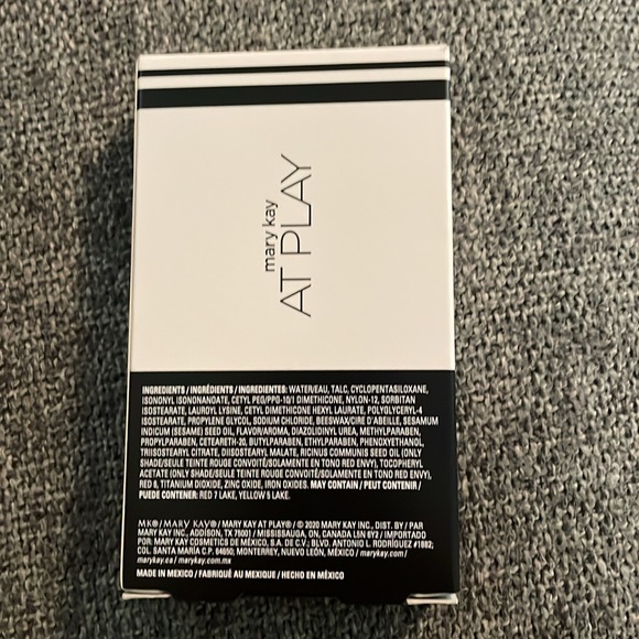 MK AT PLAY lip - Picture 2 of 3